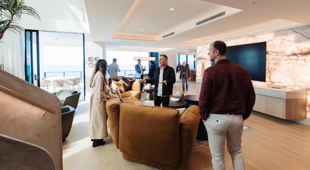 Image of an exclusive site tour